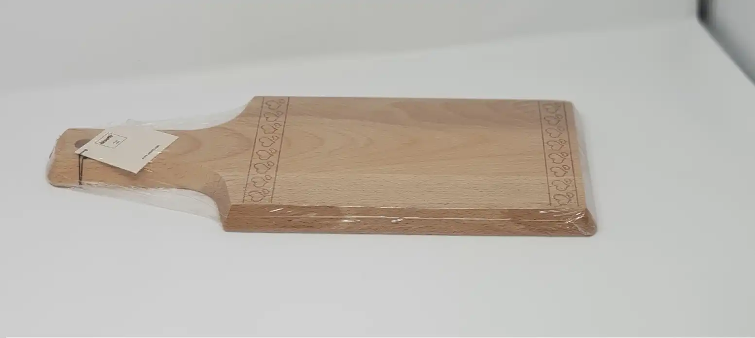 Bisetti Tagliere In Faggio 40x16 Cm Con Cuori Incisi a Laser Per Salumi Formaggi