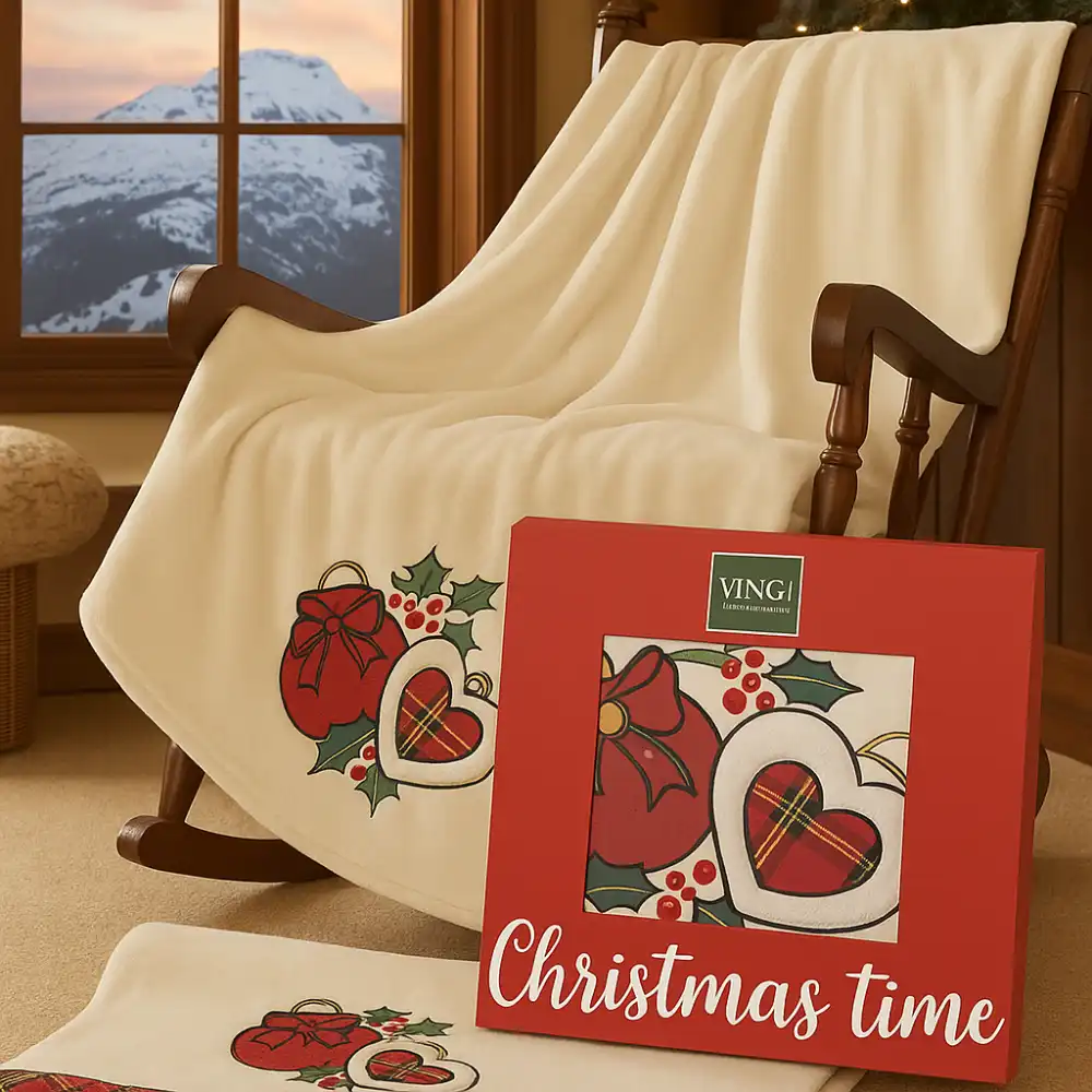 Plaid Vingi 130x180 Nuvola Crema in Scatola con Ricamo Cuore Natalizio Elegante