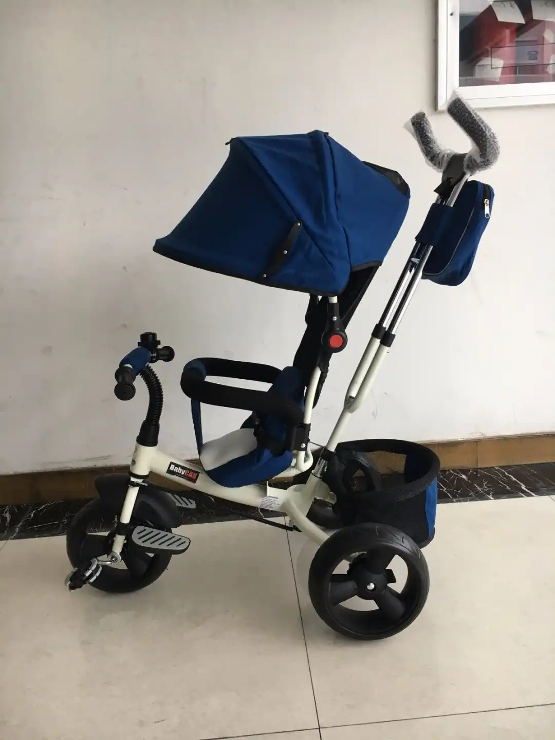 Triciclo 3 in 1 con Maniglia Direzionale Cappottina Clacson e Borsa Blu Bimbi