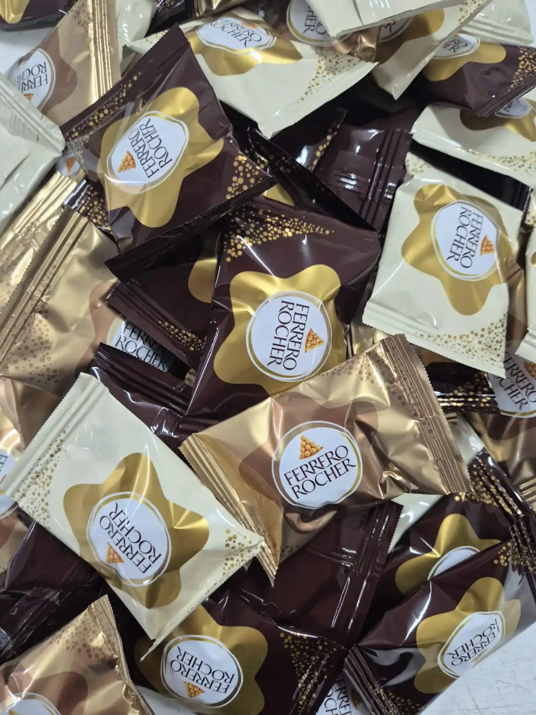 Ferrero Rocher Golden Stars Mix 460g Cioccolatini Assortiti Regalo Snack