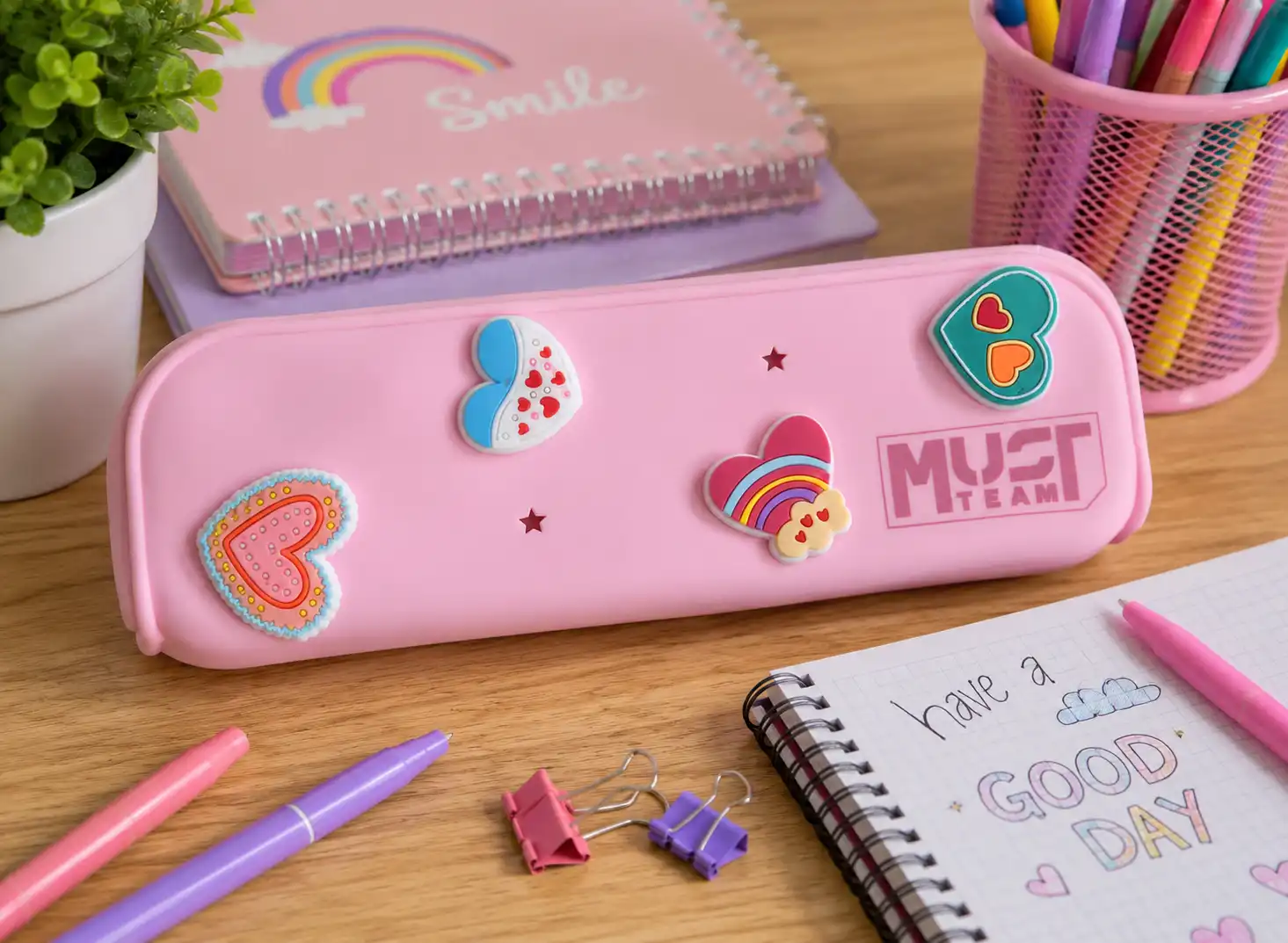 Astuccio In Silicone Rosa Pastello 20x5x6Cm Portapenne Cuori Scuola Con Zip