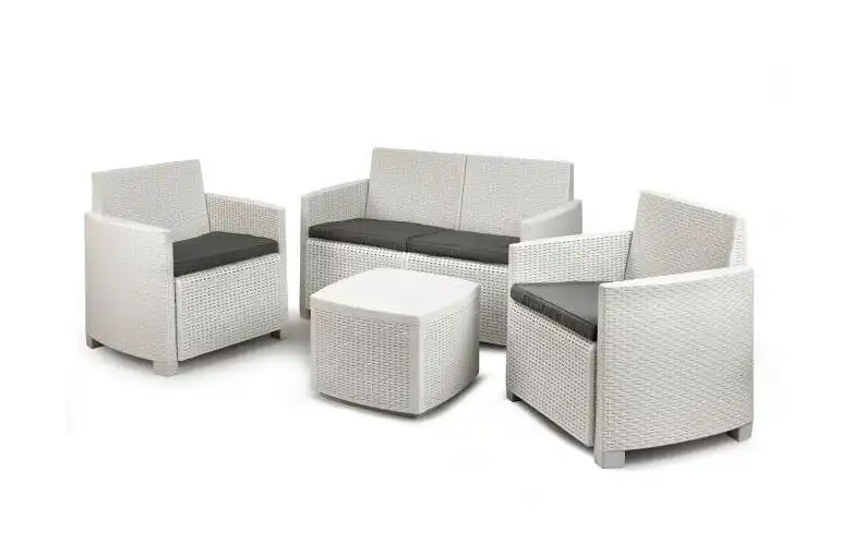 Salotto da Giardino Etna in Resina Effetto Rattan Set Tavolo Divano e 2 Poltrone