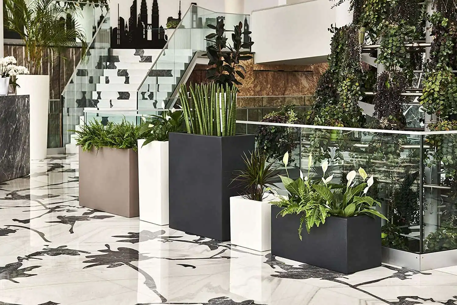Vaso Fioriera Schio Tower Essential 80cm Antracite in Polietilene 79x39x70h cm