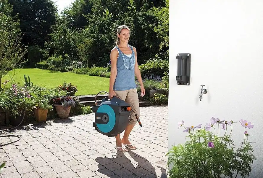 Avvolgitubo da Muro Automatico Orientabile Roll-Up Con Tubo Giardino 25 Mt