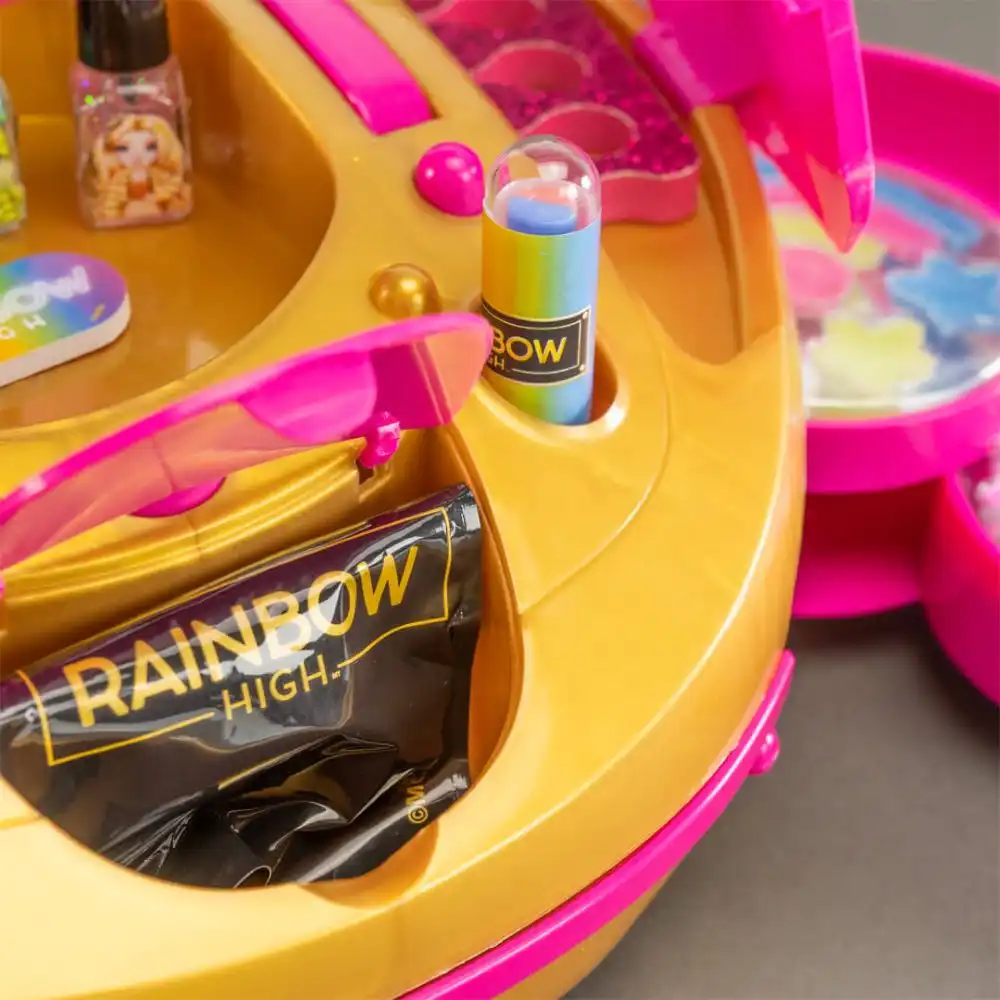 Rainbow High CD Player Make Up Valigetta Musicale con Maxi Make Up Per Bambine