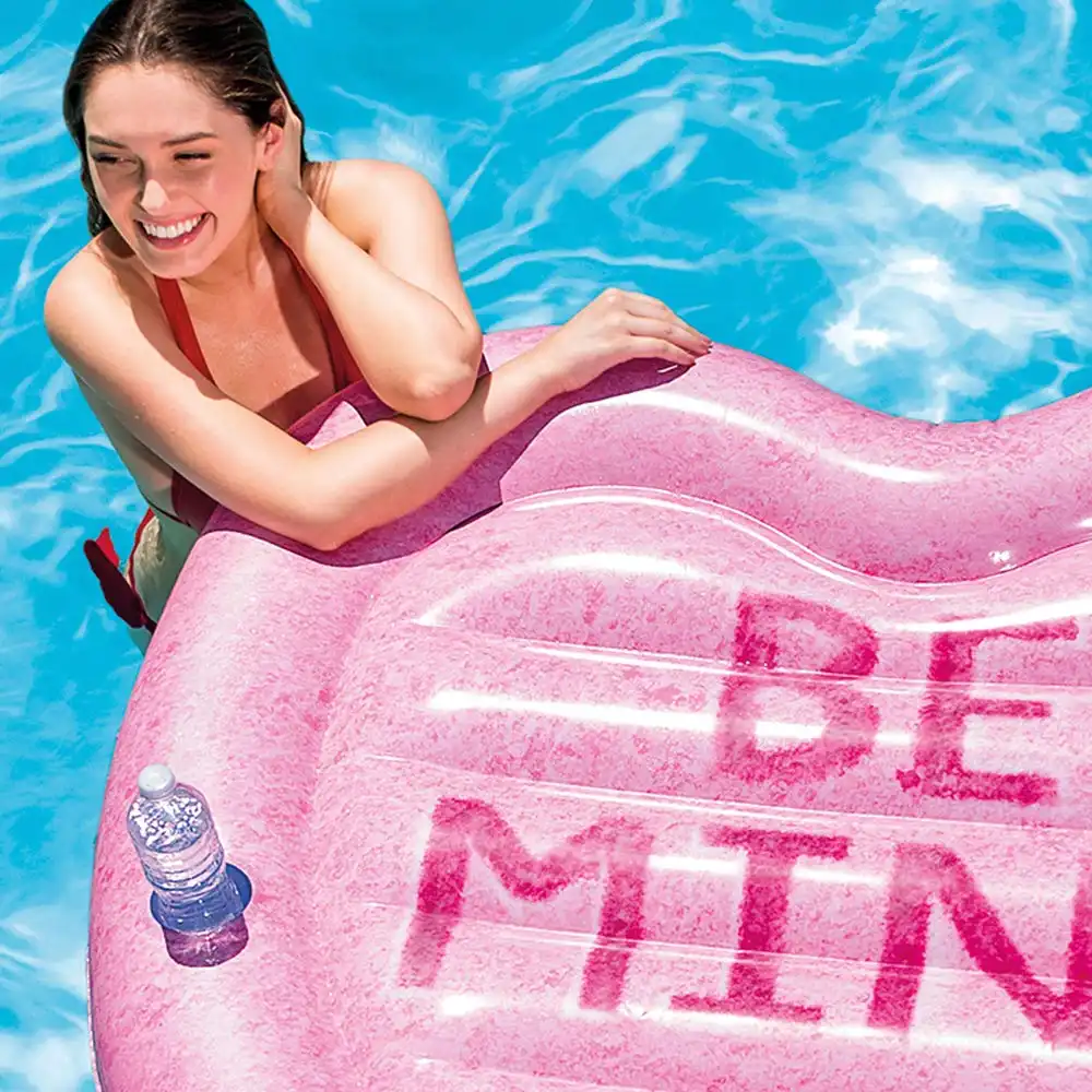 Materassino Gonfiabile Mare Intex Piscina in Vinile 145x 42 Cm Isola Cuore 58789