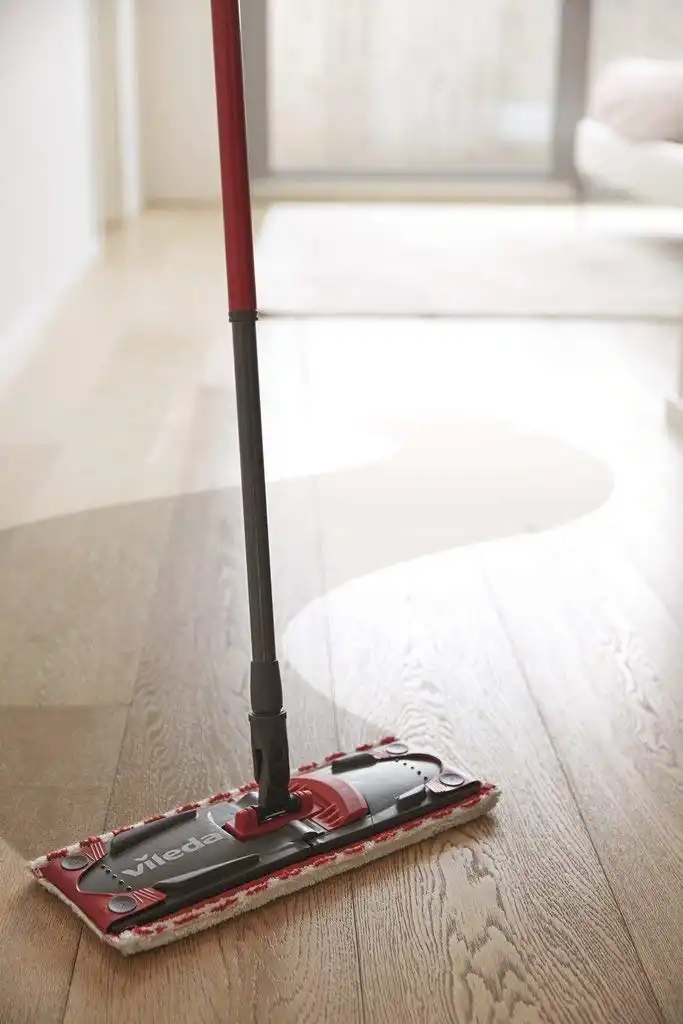 Vileda Revolution Lavapavimenti con Strizzatore Secchio Manico 3 Pezzi e 2 Panni