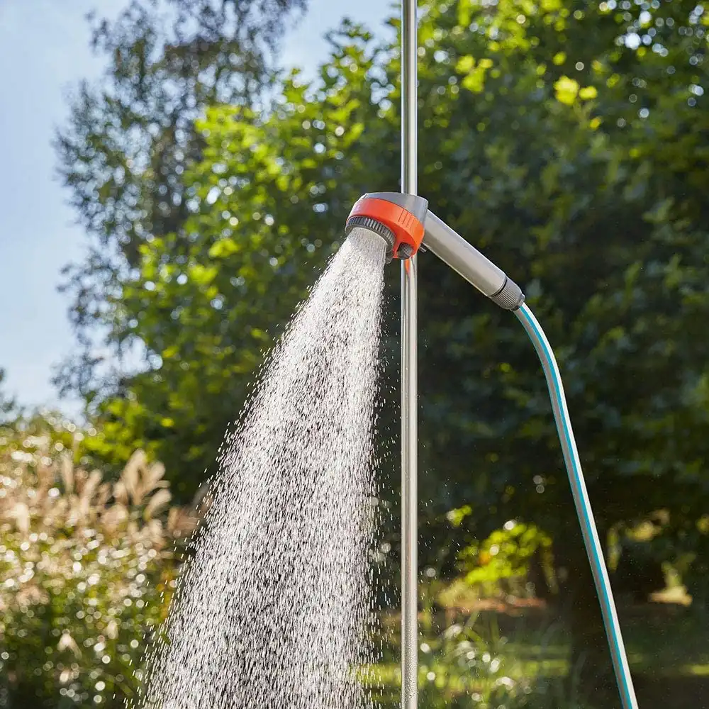 Doccia da Giardino Gardena Trio Con 2 Getti Con Tubo di Collegamento 1,3 mt