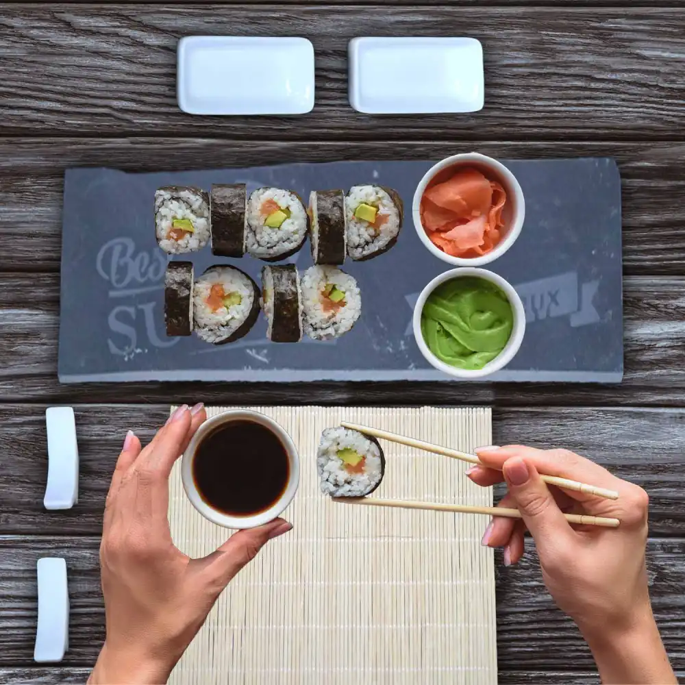 Set 10 Pezi Sushi Cibo Giapponese Con Vassoio In Ardesia Bacchette e Ciotole