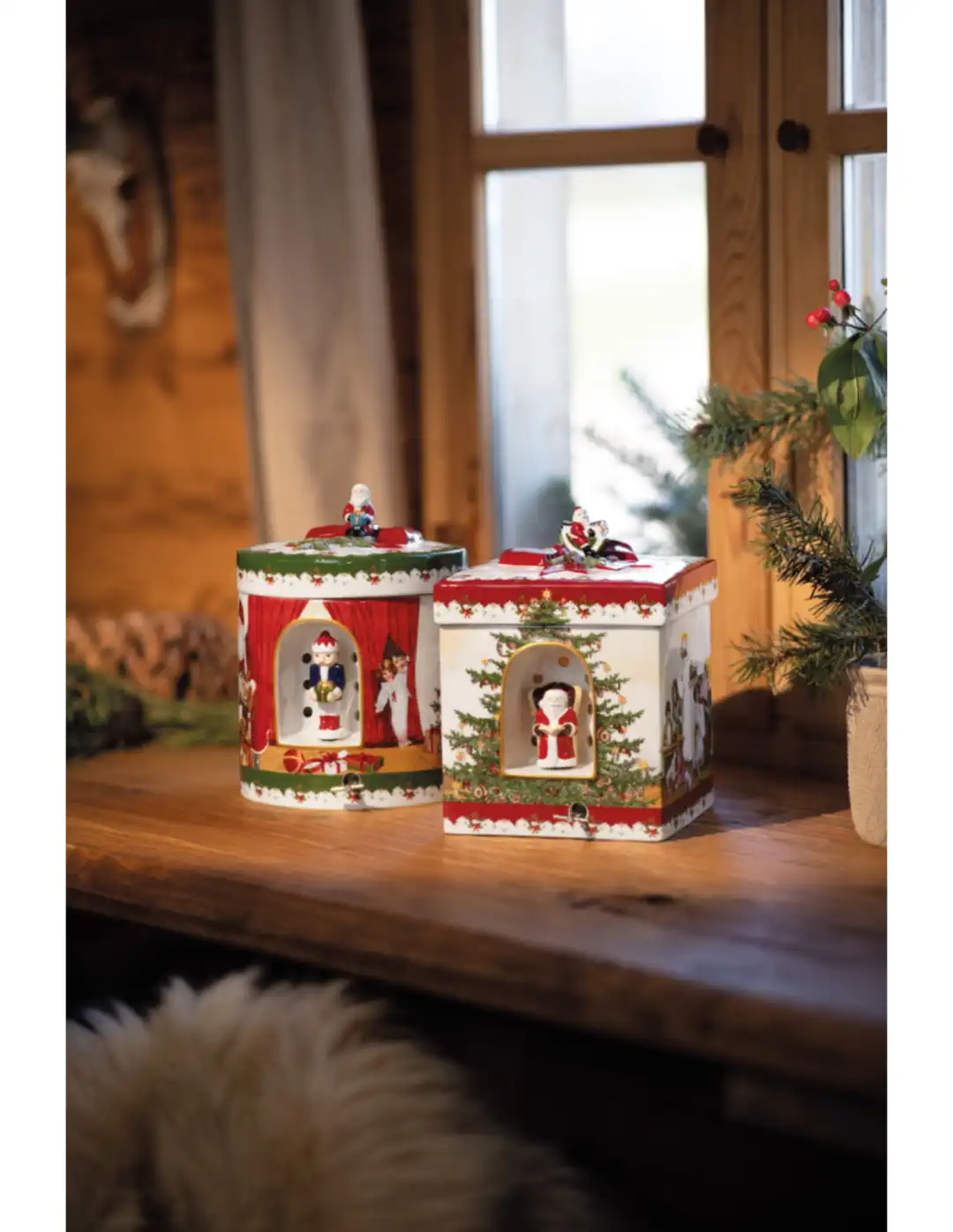 Villeroy & Boch Christmas Toy's Scatola Regalo Rotonda a Forma di Carillon 16cm