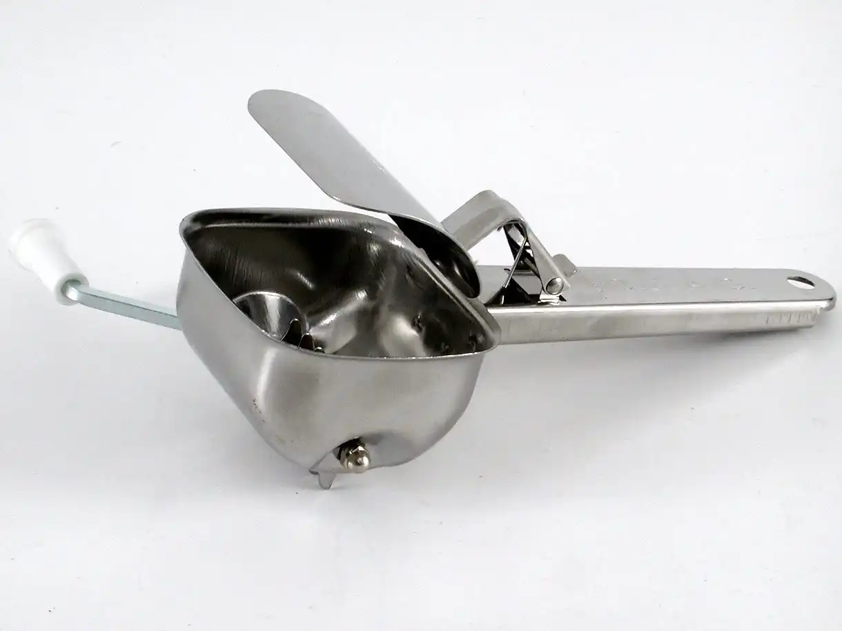 Tritaprezzemolo Manuale con Manovella con Coperchio in Acciaio Inox