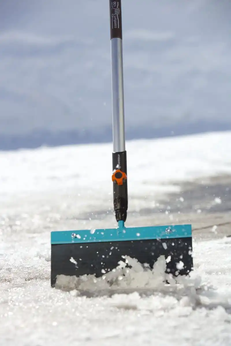 Rompighiaccio con Lama in Acciaio per Rimozione Giaccio e Neve Larghezza 30cm