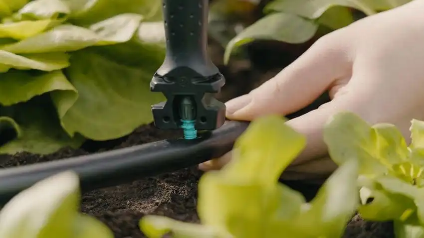 Gardena Set per Irrigazione a Goccia Fino a 60m Aiuola per Ortaggi e Fiori