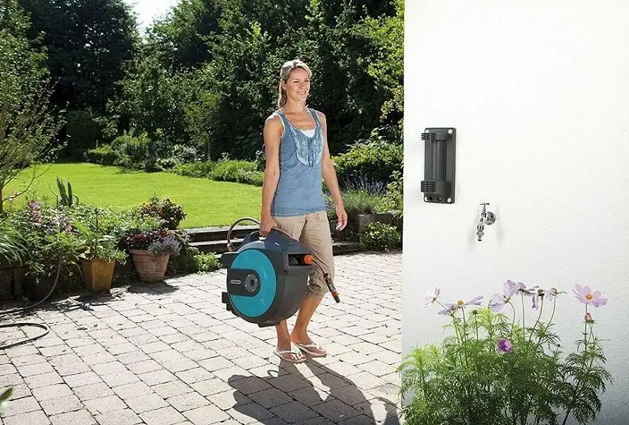 Avvolgitubo da Muro Automatico Orientabile Roll-Up Con Tubo Giardino 30 Mt