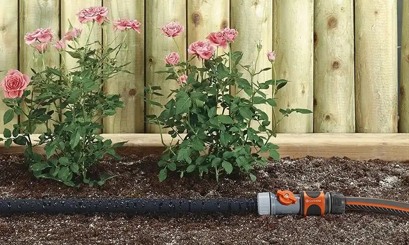 Tubo Poroso Gocciolante con Spruzzatore per Irrigazione Giardino Lungo 15m