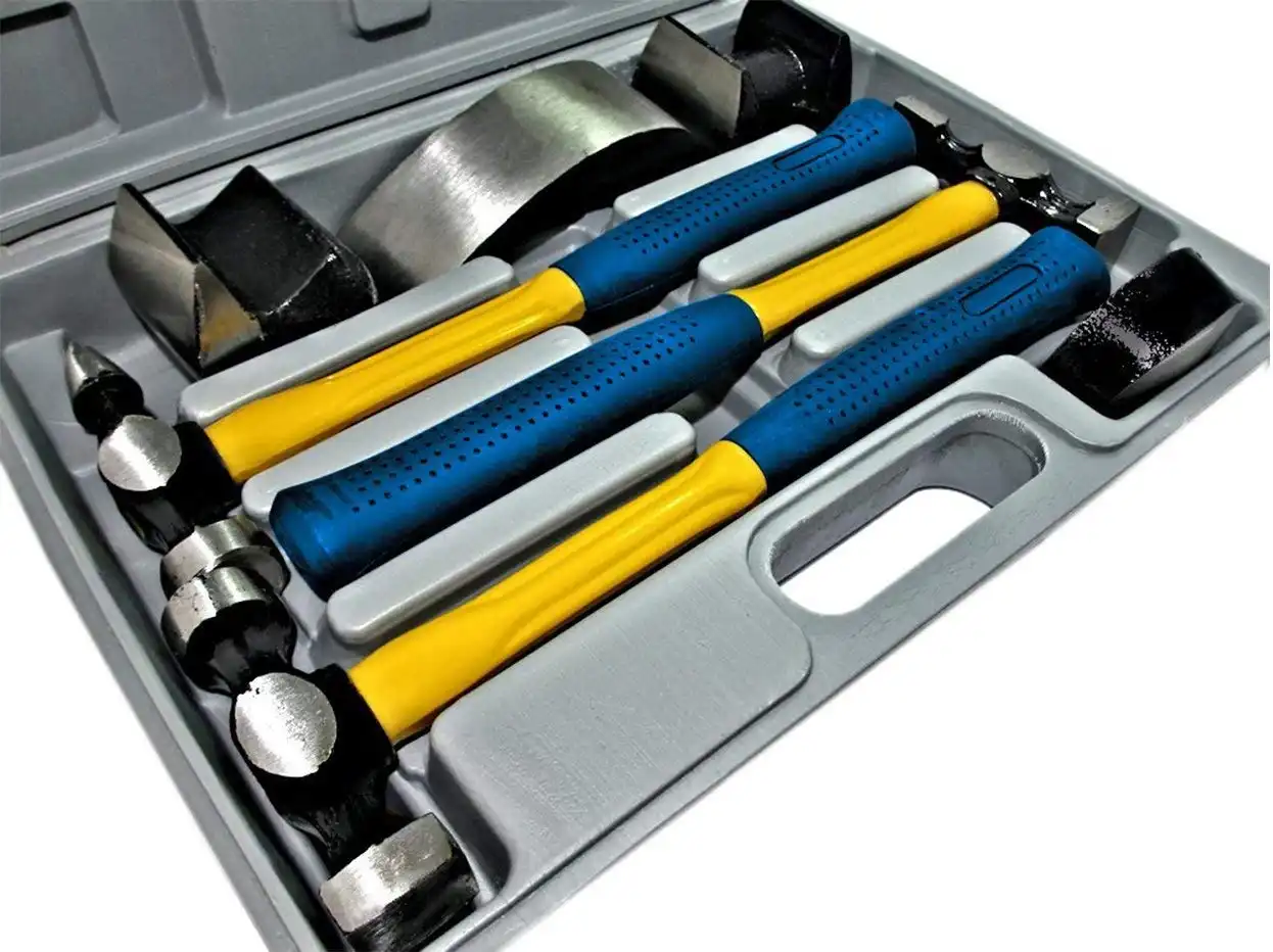 Kit 7 Pz Carrozziere Con 3 Martello Martelli e 4 Tassi in Valigetta Riparazione