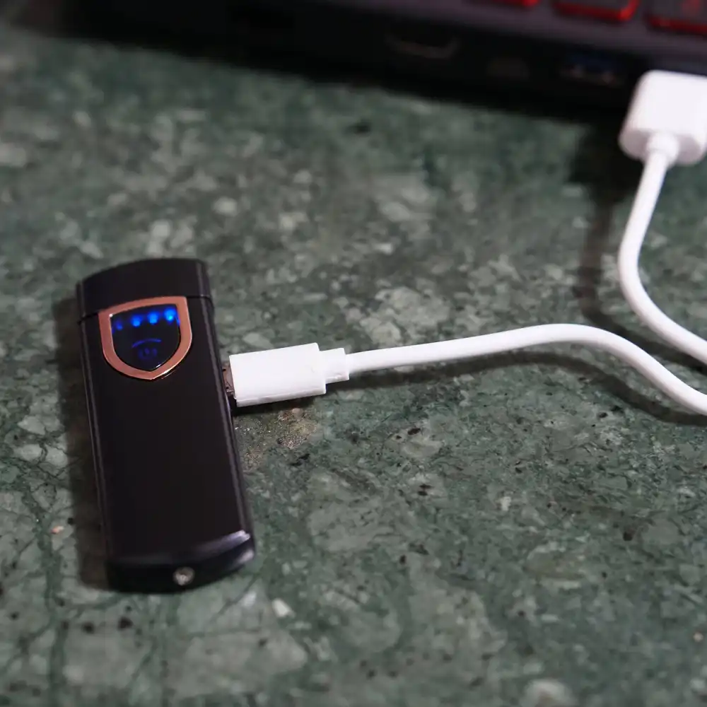 Accendino Elettrico Touch USB Ricaricabile Antivento Modello Indiana Black
